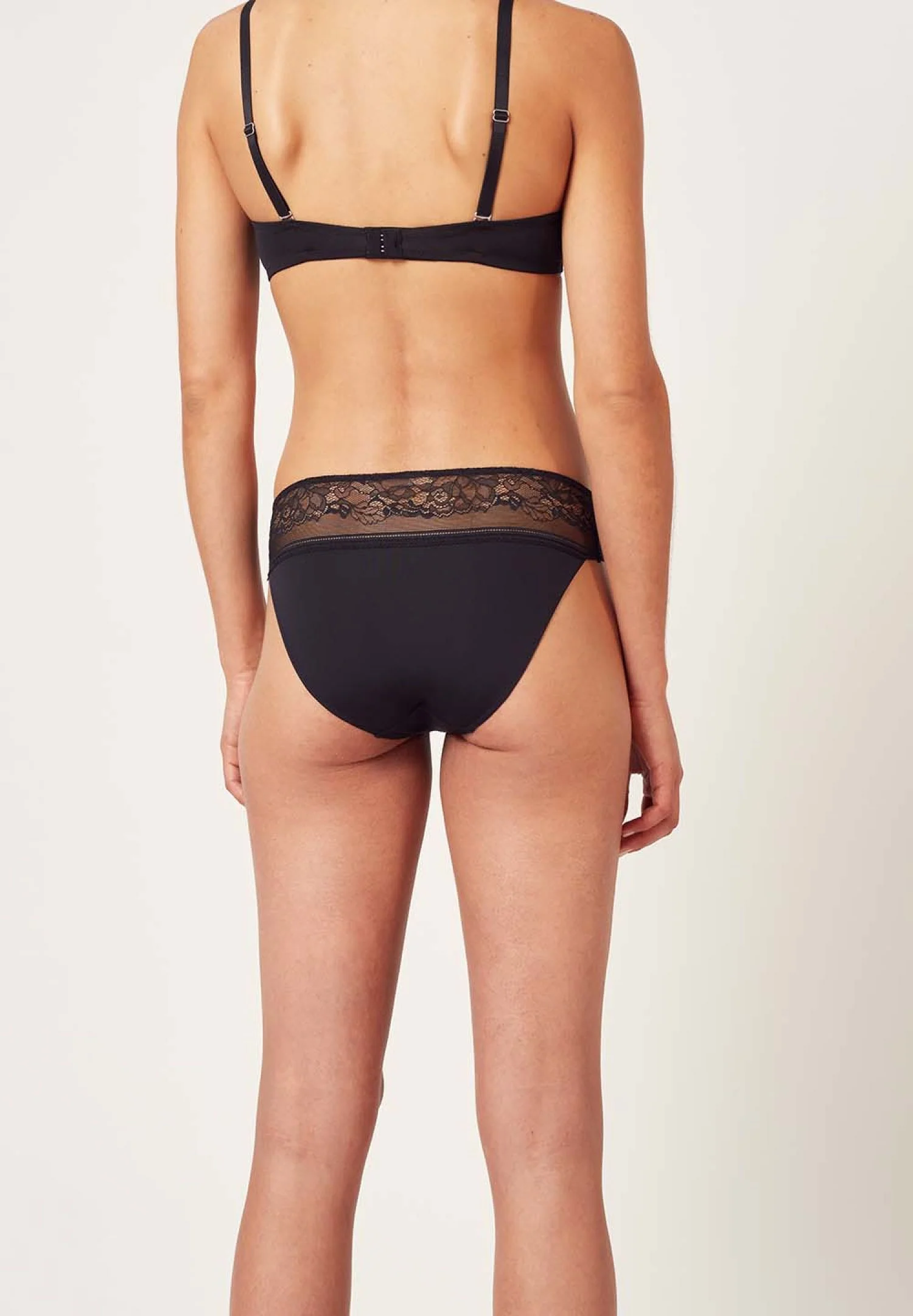 HUBER hautnah - Soft Floral Micro - Rio Briefs - Image 2