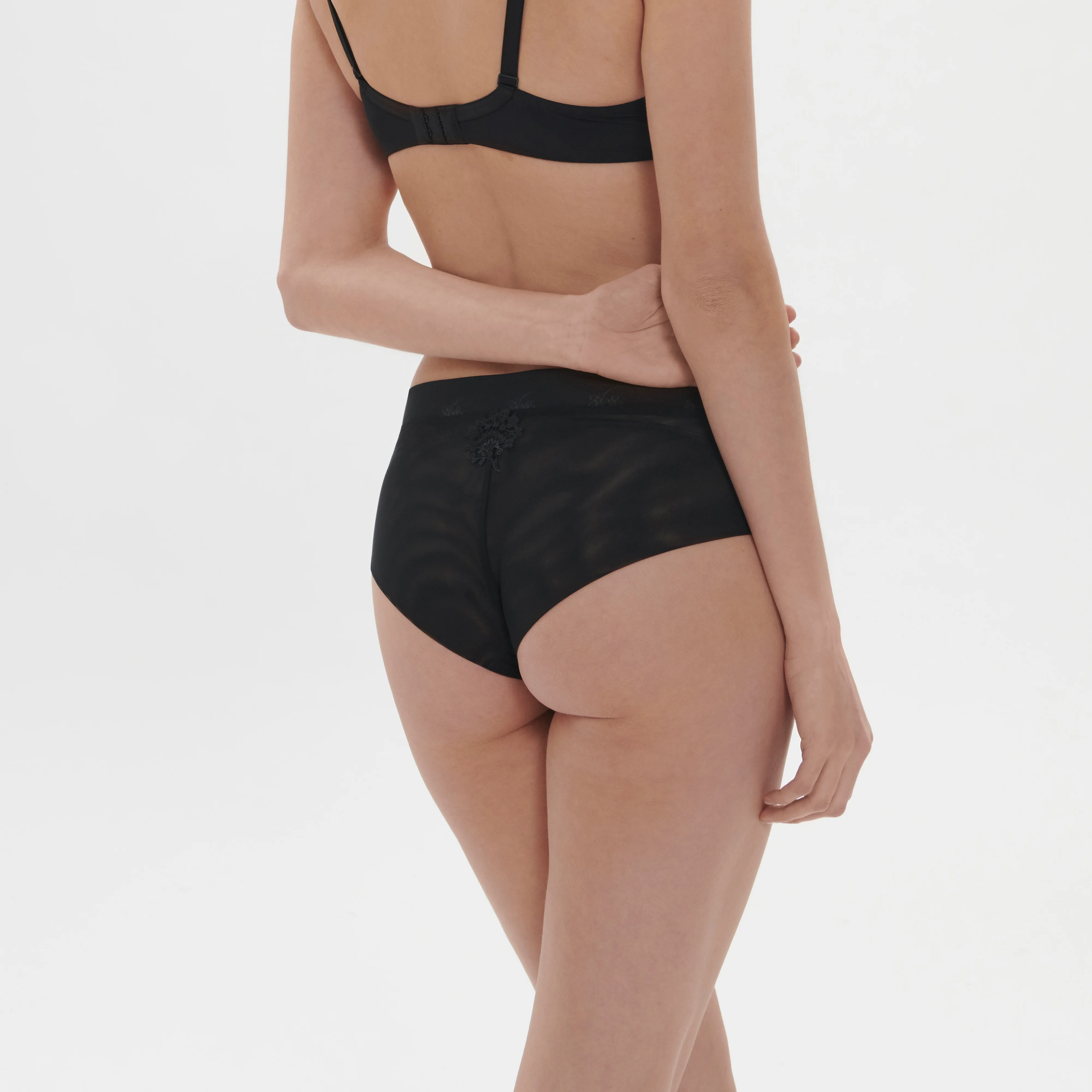 Simone Pérèle - Wish - Shorty - Image 4